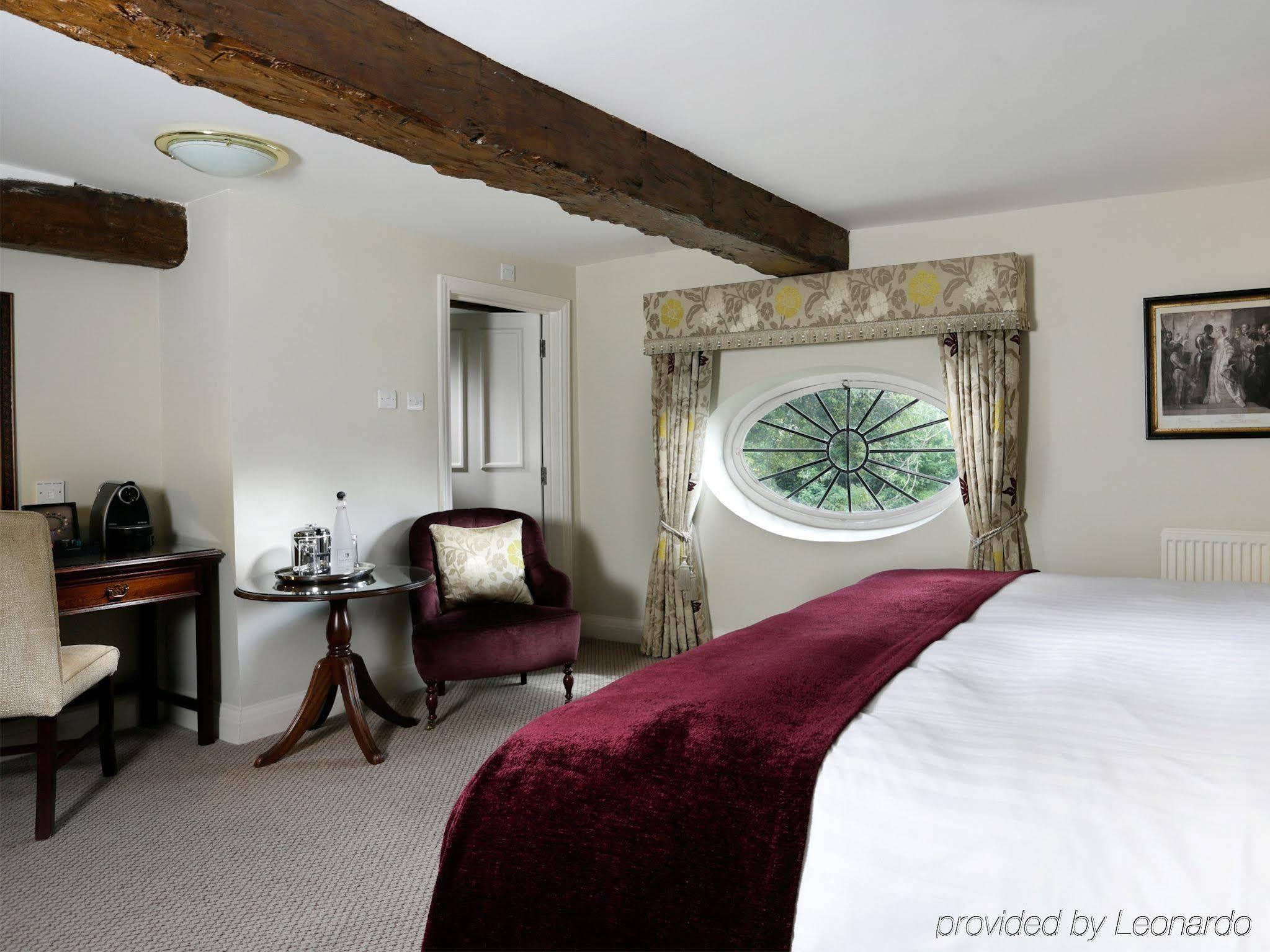 Macdonald Alveston Manor Hotel & Spa Stratford-upon-Avon Exterior photo