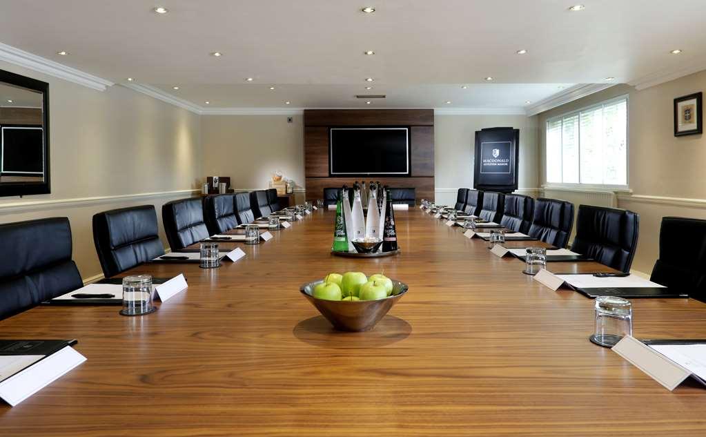 Macdonald Alveston Manor Hotel & Spa Stratford-upon-Avon Facilities photo