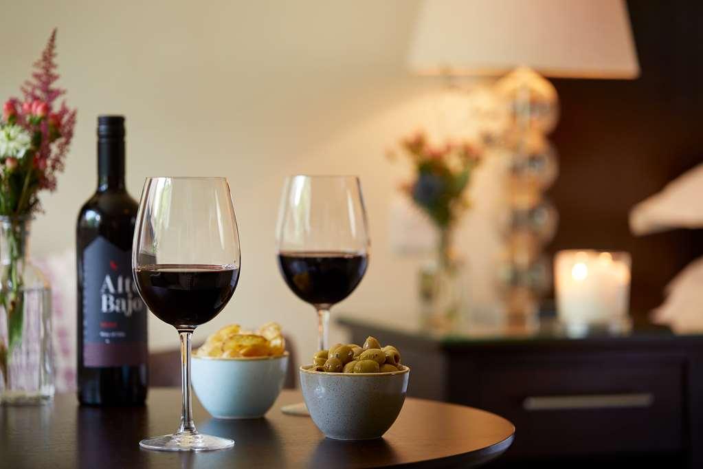 Macdonald Alveston Manor Hotel & Spa Stratford-upon-Avon Room photo