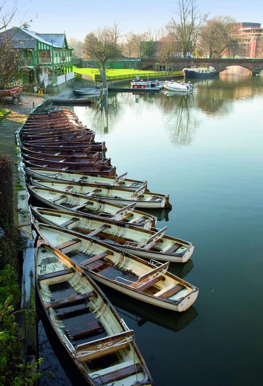 Macdonald Alveston Manor Hotel & Spa Stratford-upon-Avon Exterior photo
