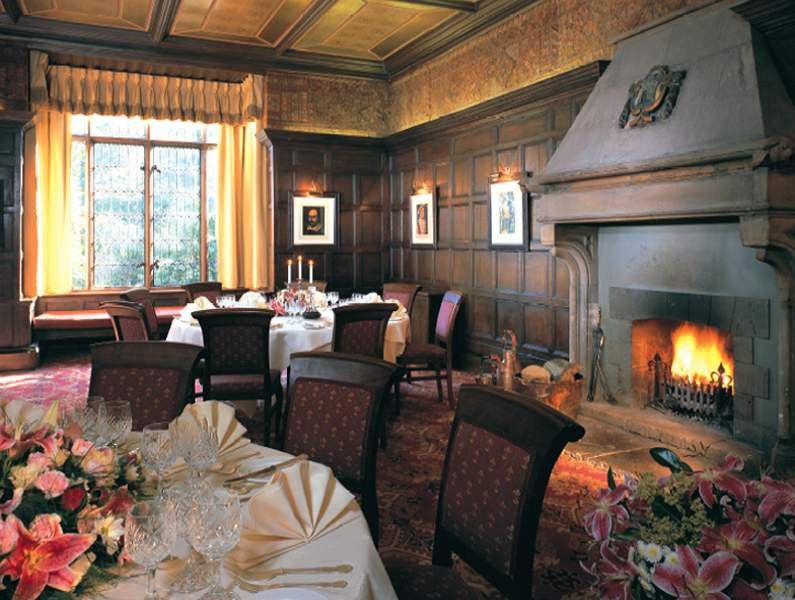 Macdonald Alveston Manor Hotel & Spa Stratford-upon-Avon Restaurant photo